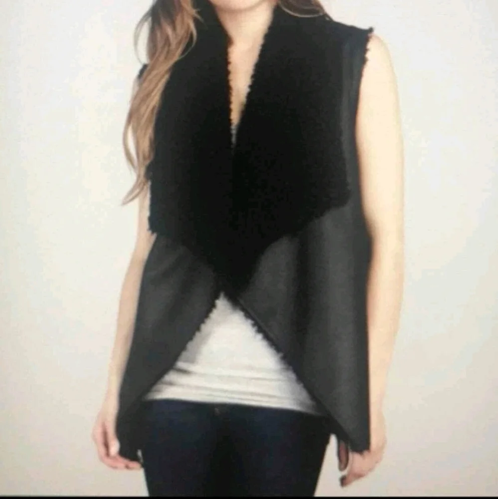 Anthropologie Velvet By Graham & Spencer Faux Fur Suede Small